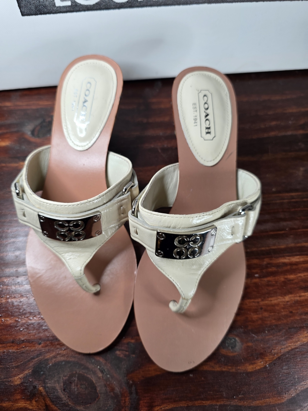 Authentic Coach Alberta Black Patent Leather Thong Kitten Heels